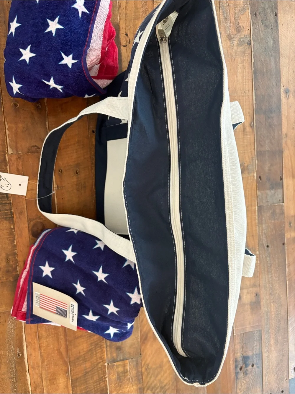 American Flag Canvas Tote Bag & Two Beach Towels NWT